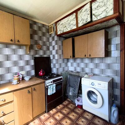 Продажа 	 Харьков,  Героев Харькова (Московский) пр.   294