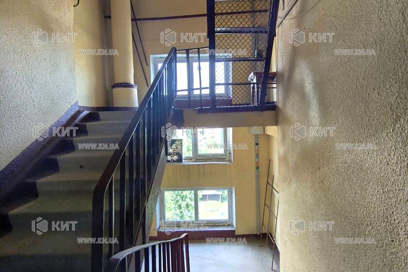 Продажа квартиры Харьков, ХТЗ, Рогань, 33м²