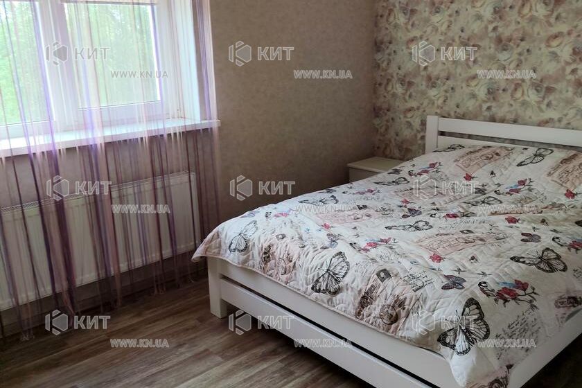 Продаж квартири Харків, ХТЗ, Рогань, 70м²
