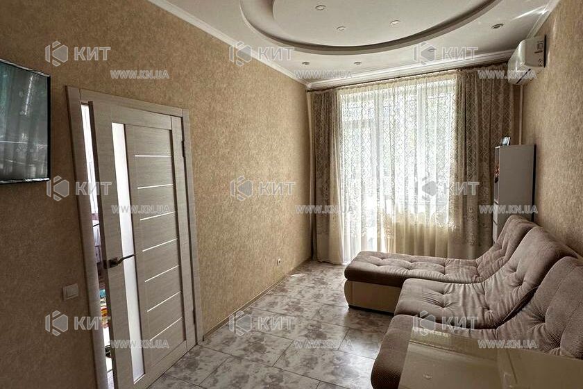 Продаж квартири Харків, ХТЗ, Рогань, 70м²