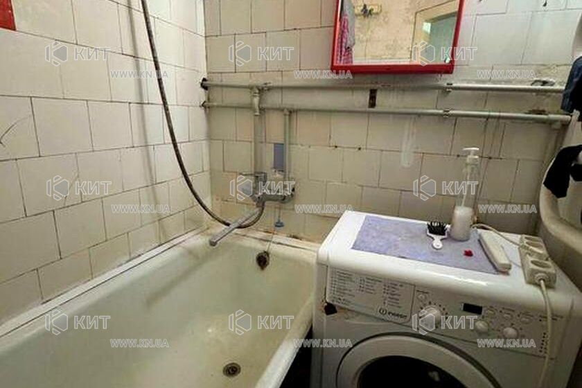 Продаж квартири Харків, ХТЗ, Рогань, 56м²