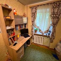 Продаж квартири Харків, ХТЗ, Рогань, 56м²