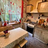 Продаж квартири Харків, ХТЗ, Рогань, 56м²