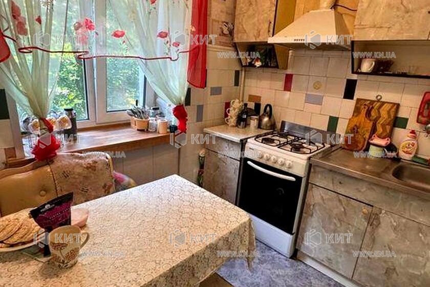 Продаж квартири Харків, ХТЗ, Рогань, 56м²