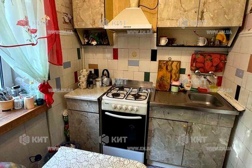 Продаж квартири Харків, ХТЗ, Рогань, 56м²