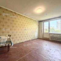 Продаж квартири Харків, ХТЗ, Рогань, 33м²