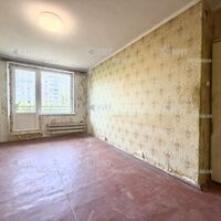 Продаж квартири Харків, ХТЗ, Рогань, 33м²