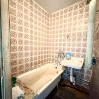 Продаж квартири Харків, ХТЗ, Рогань, 33м²