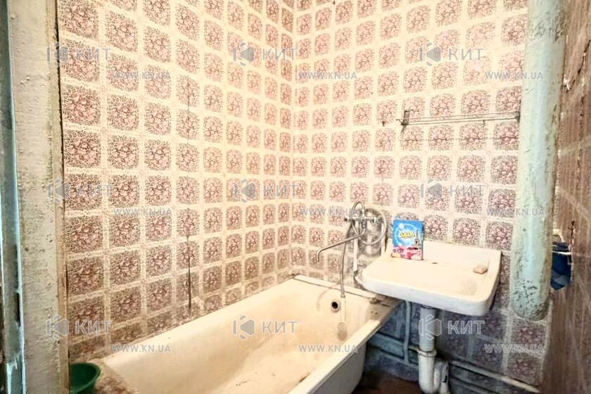 Продаж квартири Харків, ХТЗ, Рогань, 33м²