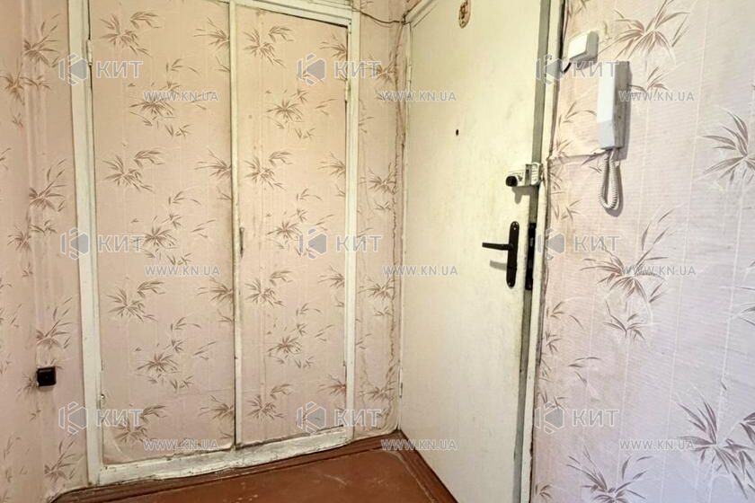 Продаж квартири Харків, ХТЗ, Рогань, 33м²