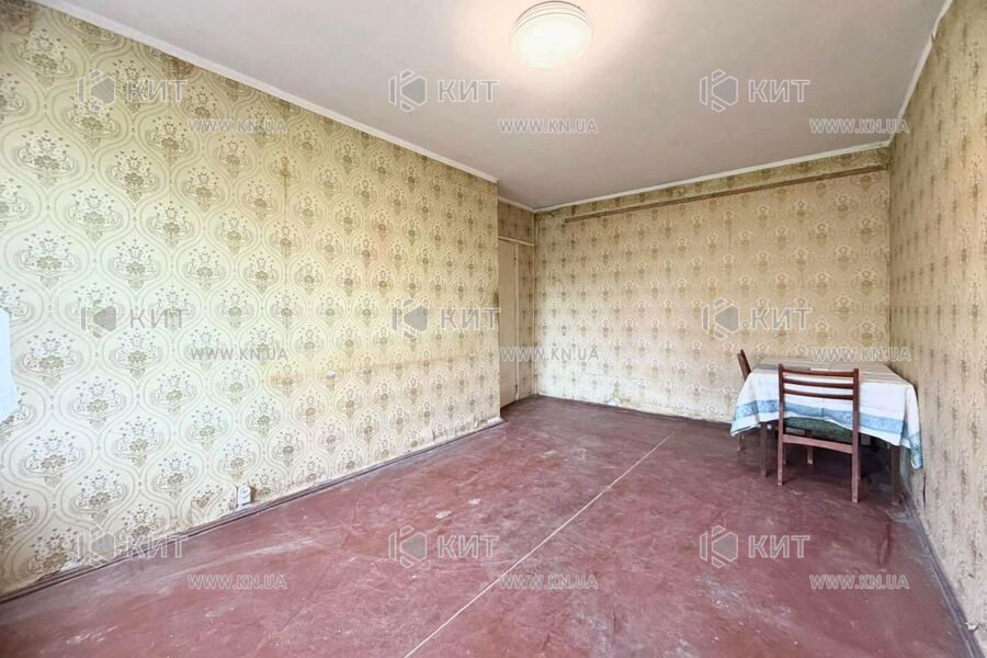 Продаж квартири Харків, ХТЗ, Рогань, 33м²