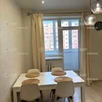 Продажа квартиры Харьков, МЖК Интернационалист, 81м²