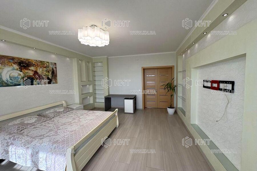 Продажа квартиры Харьков, МЖК Интернационалист, 81м²