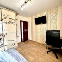 Продажа квартиры Харьков, Алексеевка, 45м²
