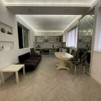 Продажа квартиры Харьков, Новые дома, 200м²