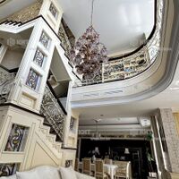 Продаж квартири Харків, Наукова, 470м²