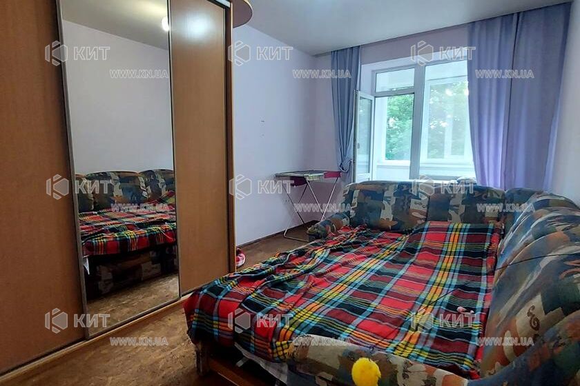 Продаж квартири Харків, ХТЗ, Рогань, 36м²