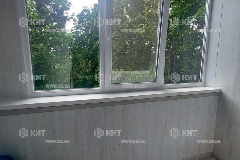 Продаж квартири Харків, ХТЗ, Рогань, 36м²