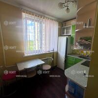 Продаж квартири Харків, ХТЗ, Рогань, 33м²
