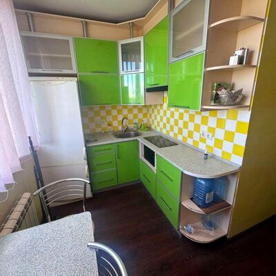 Продажа 	 Харків,  Луї Пастера вул.   324