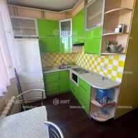 Продаж квартири Харків, ХТЗ, Рогань, 33м²