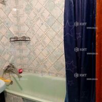 Продаж квартири Харків, ХТЗ, Рогань, 40м²