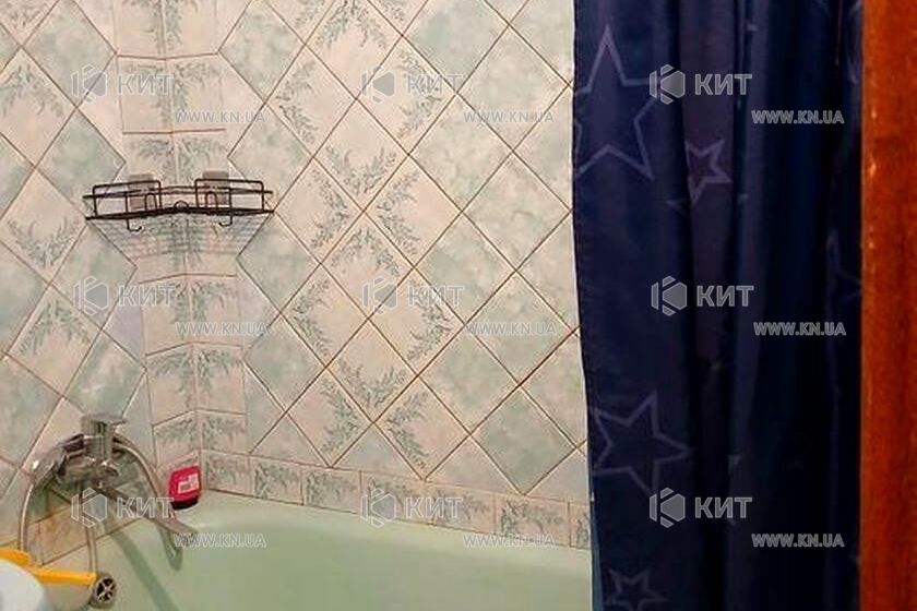 Продаж квартири Харків, ХТЗ, Рогань, 40м²