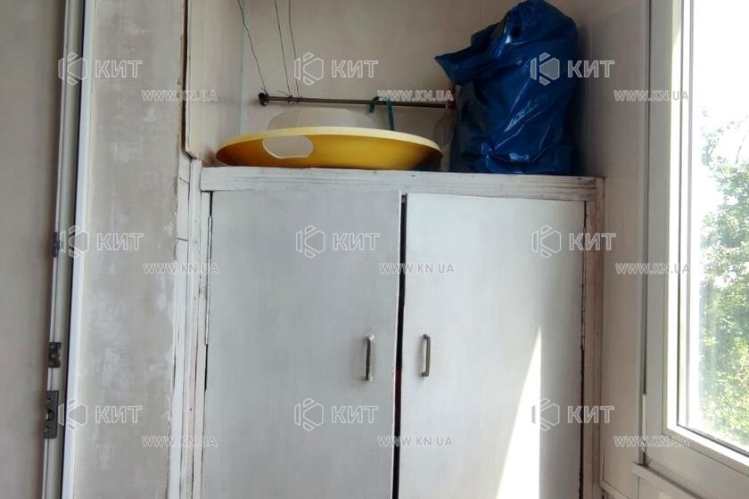 Продаж квартири Харків, Олексіївка, 37м²