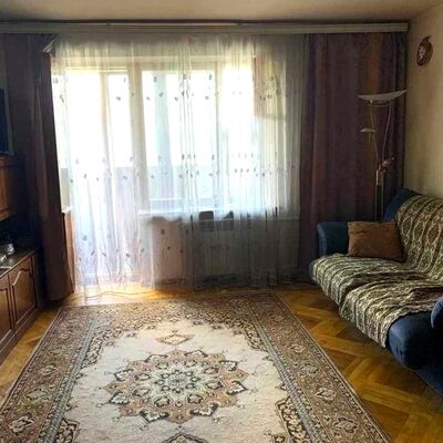 Продажа 	 Харьков, Броненосца Потемкина Олега Громадского (Броненосца Потёмкина) ул.   1Б