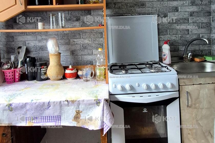 Продаж квартири Харків, ХТЗ, Рогань, 48м²