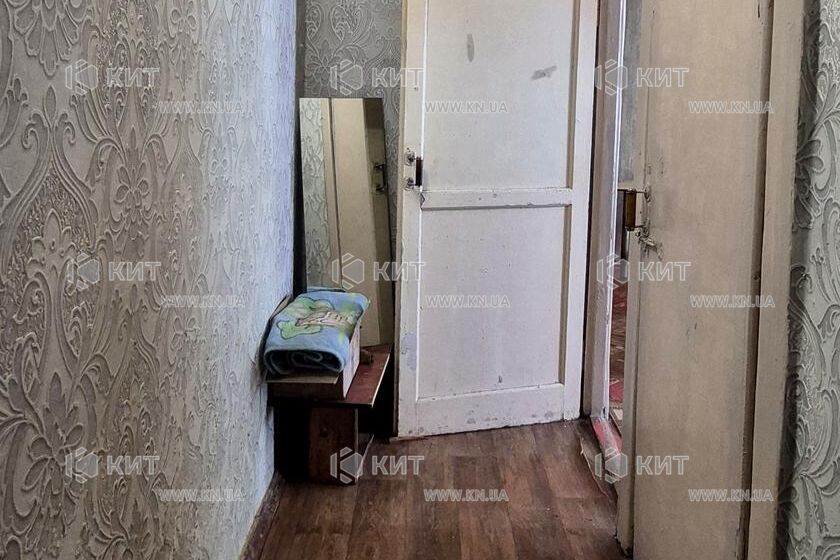 Продаж квартири Харків, ХТЗ, Рогань, 48м²