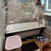 Продаж квартири Харків, ХТЗ, Рогань, 48м²