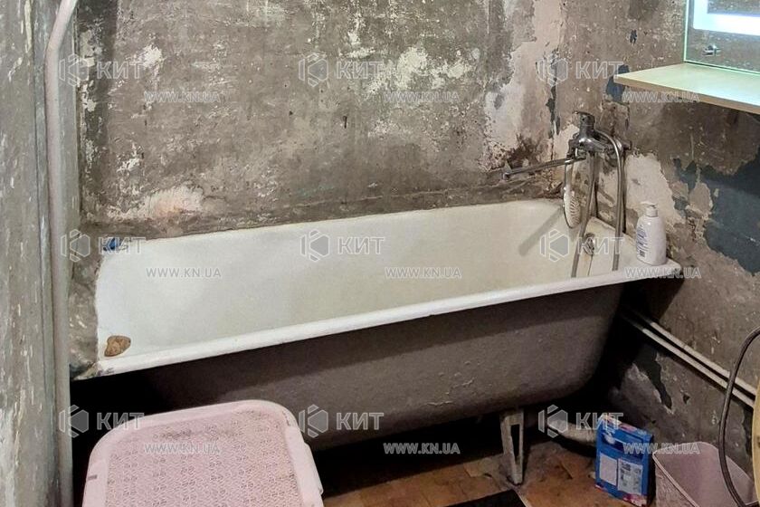 Продаж квартири Харків, ХТЗ, Рогань, 48м²