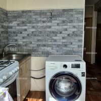 Продаж квартири Харків, ХТЗ, Рогань, 48м²