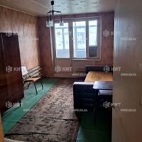 Продаж квартири Харків, ХТЗ, Рогань, 38м²