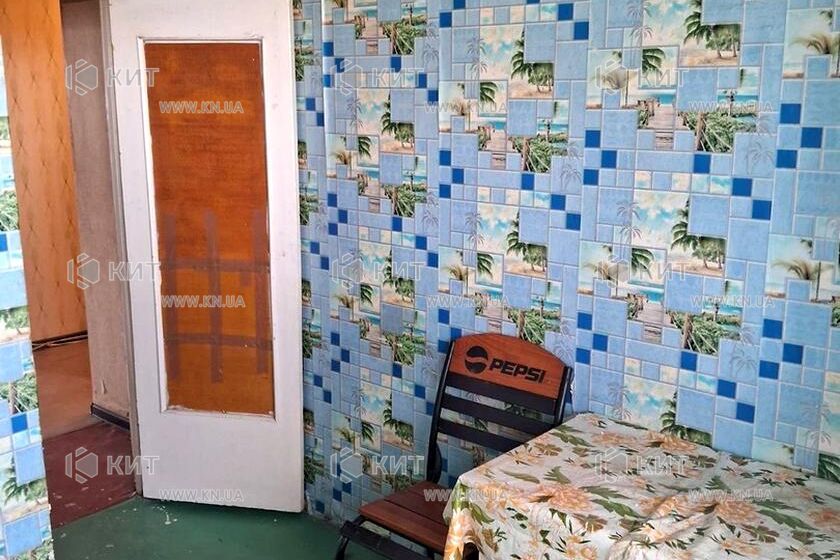 Продаж квартири Харків, ХТЗ, Рогань, 38м²