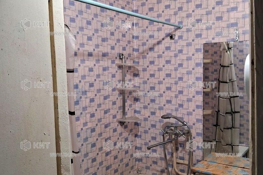 Продаж квартири Харків, ХТЗ, Рогань, 38м²