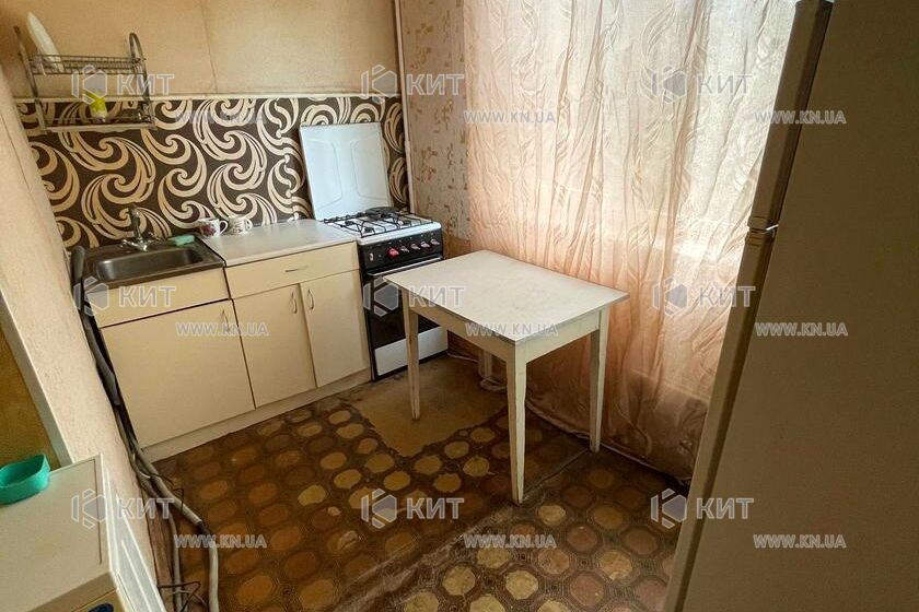 Продаж квартири Харків, ХТЗ, Рогань, 44м²