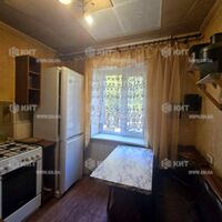 Продаж квартири Харків, ХТЗ, Рогань, 47м²
