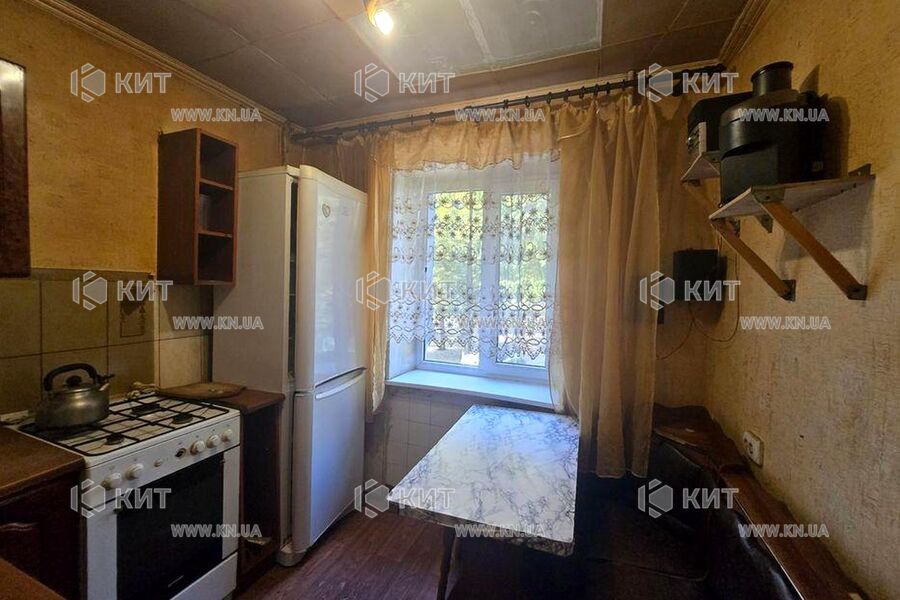 Продаж квартири Харків, ХТЗ, Рогань, 47м²