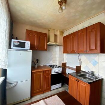 Продажа квартир - Харьков,  Валентиновская (Блюхера) ул.  24