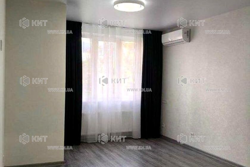 Продаж квартири Харків, ХТЗ, Рогань, 44м²