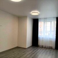 Продаж квартири Харків, ХТЗ, Рогань, 44м²