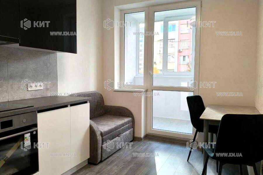 Продаж квартири Харків, ХТЗ, Рогань, 44м²