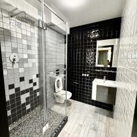 Продаж квартири Харків, Північна Салтівка 1, 90м²