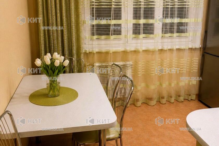 Продажа квартиры Харьков, ХТЗ, Рогань, 85м²