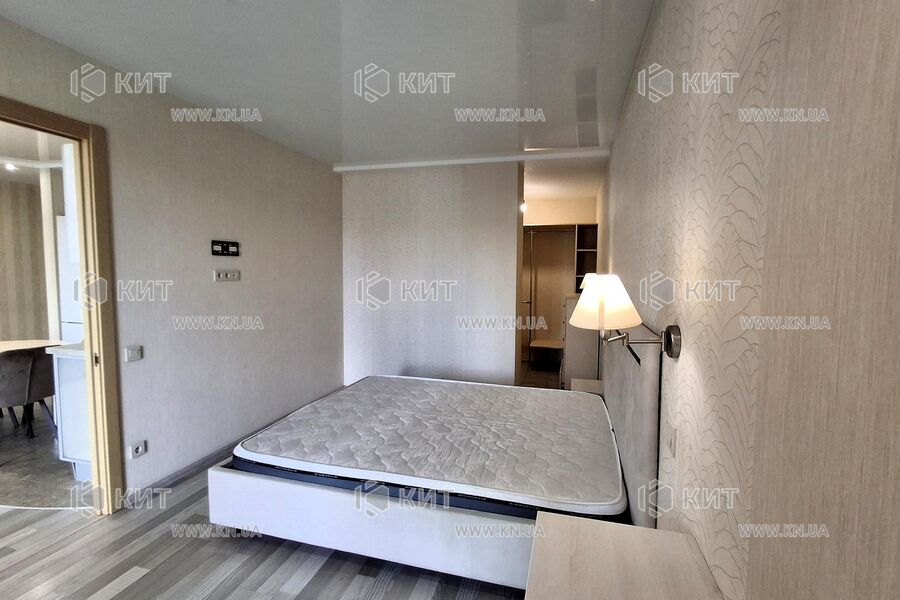 Продажа квартиры Харьков, Спортивная, Гагарина, Защитников, 84м²