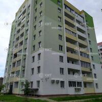 Продаж квартири Харків, ХТЗ, Рогань, 82.8м²