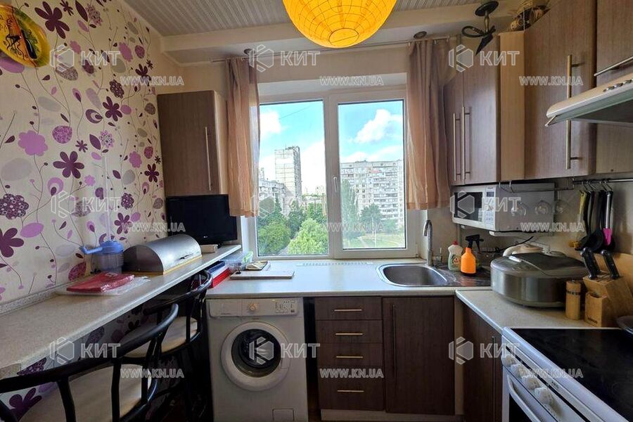 Продажа квартиры Харьков, Алексеевка, 65м²