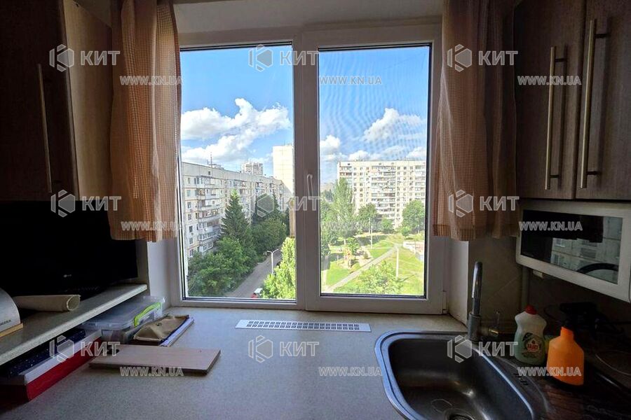 Продажа квартиры Харьков, Алексеевка, 65м²